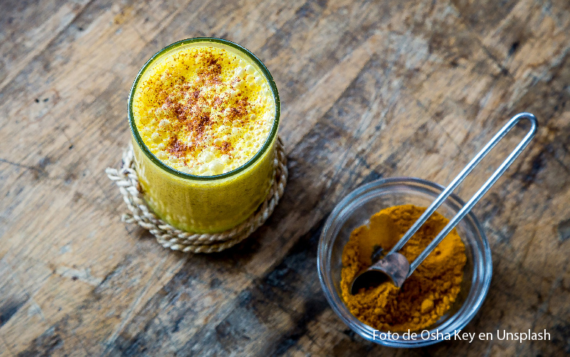 bebida de cúrcuma