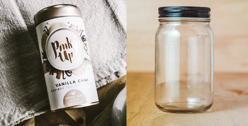 lata de té y frasco de vidrio